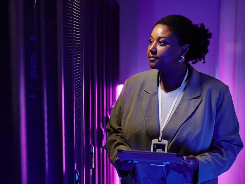 StarterStudio.org > woman in purple computer room